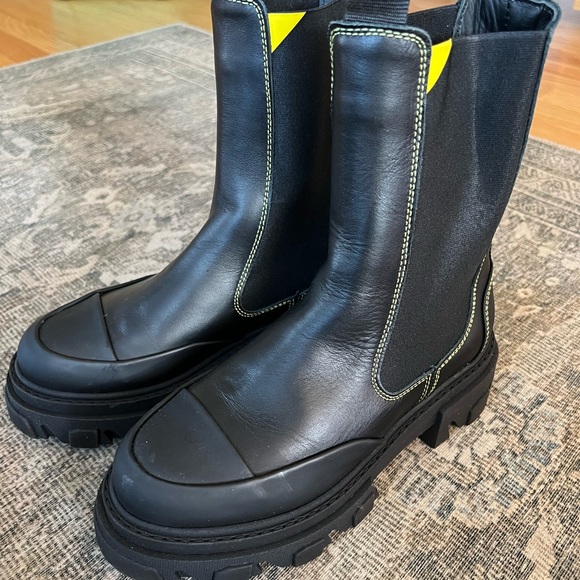 Ganni Mid Leather Chelsea Boots - Picture 4 of 5